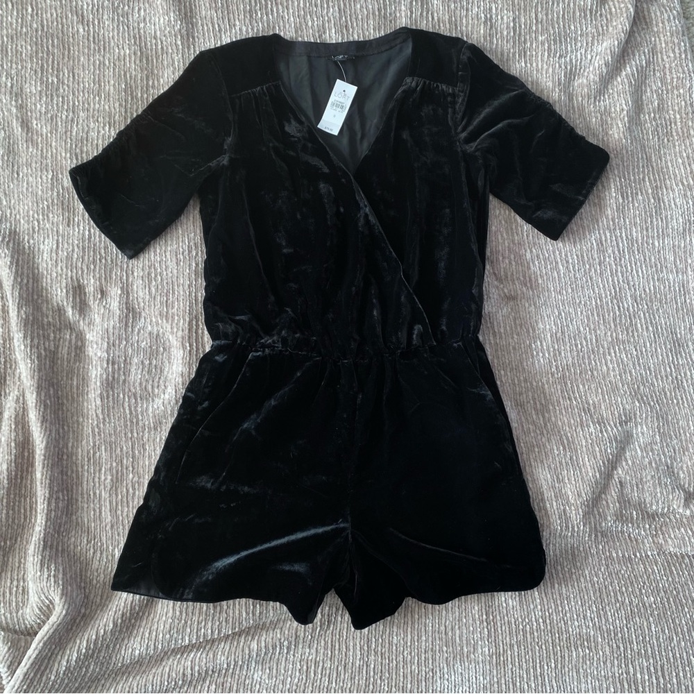 Ann Taylor Loft Black Velvet Romper, Size 0, New with tags